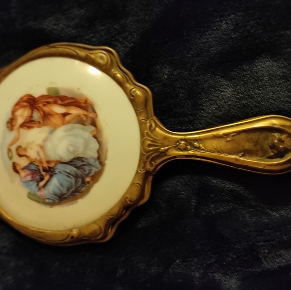 Vintage Victorian Hand Held Mirror. DATE MADE 1905-Porcelian Back - Picture 5 of 5